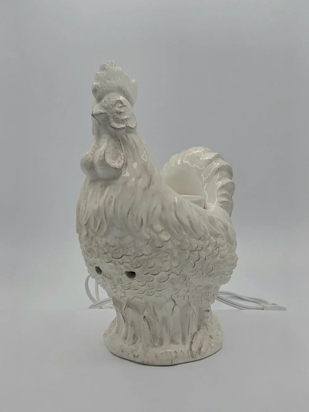 Scentsy White Ceramic Rooster Chanticleer Wax Warmer w/Original Box